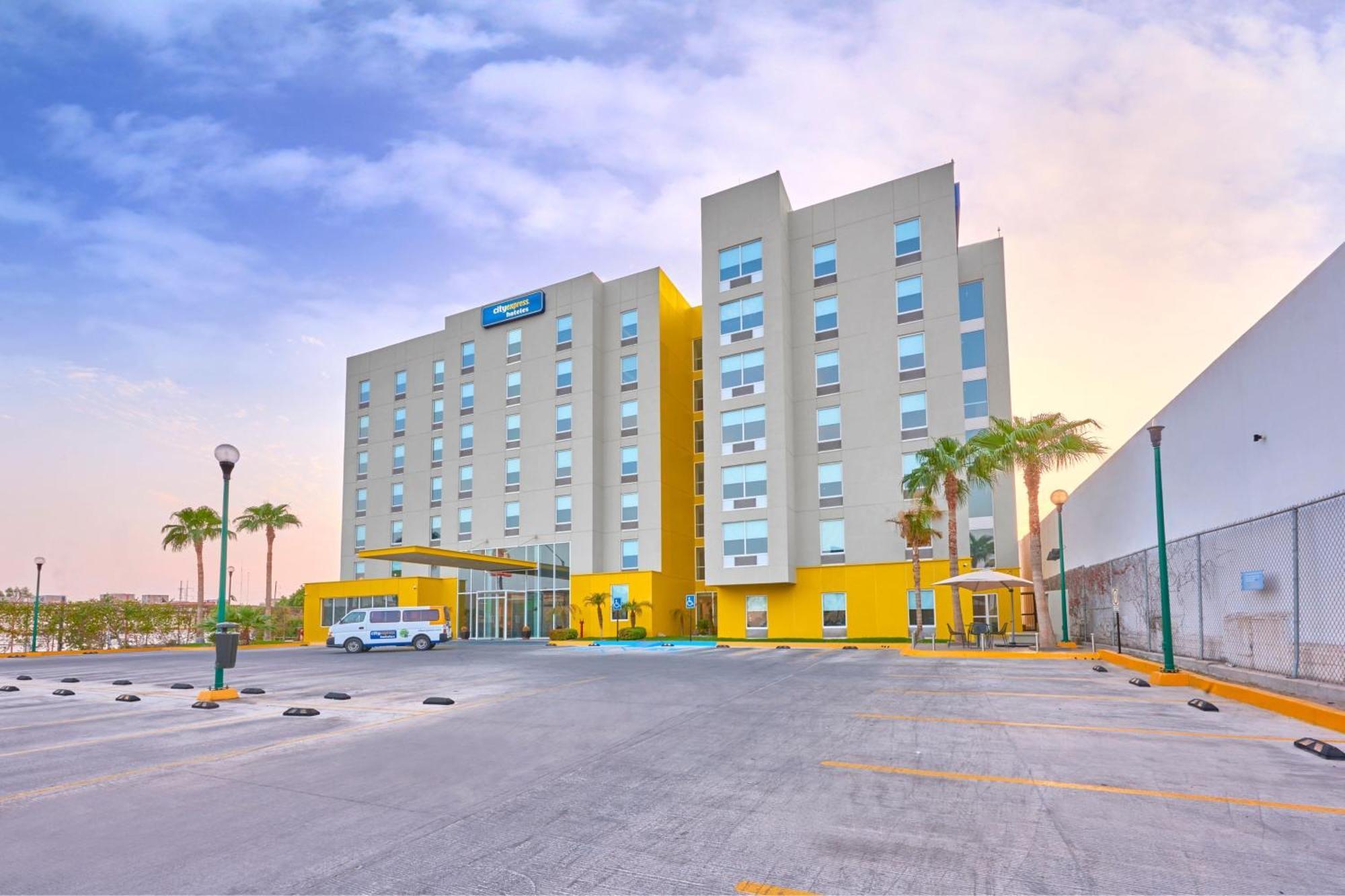 City Express By Marriott Mexicali Exterior photo